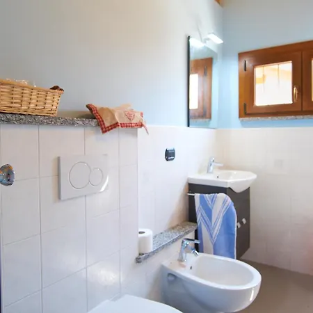 Michele Con Terrazzo E Bellissima Vista X 4 Persone * Aurano