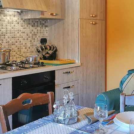 Michele Con Terrazzo E Bellissima Vista X 4 Persone Feriehus